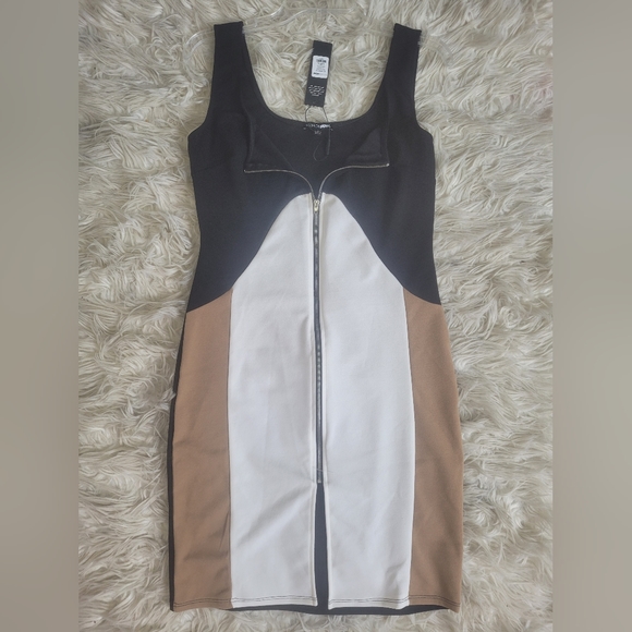 SOLD-Fashion Nova Dress - Dimensional Mini Zip Up Women's Sz L NWT - Picture 10 of 11